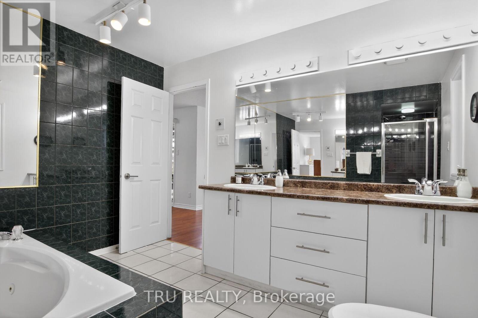 2769 MASSICOTTE LANE - 12