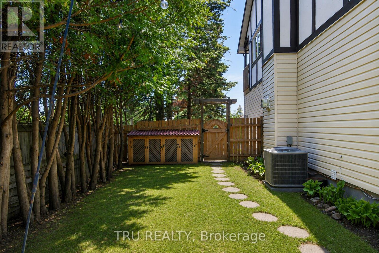 2769 MASSICOTTE LANE - 21