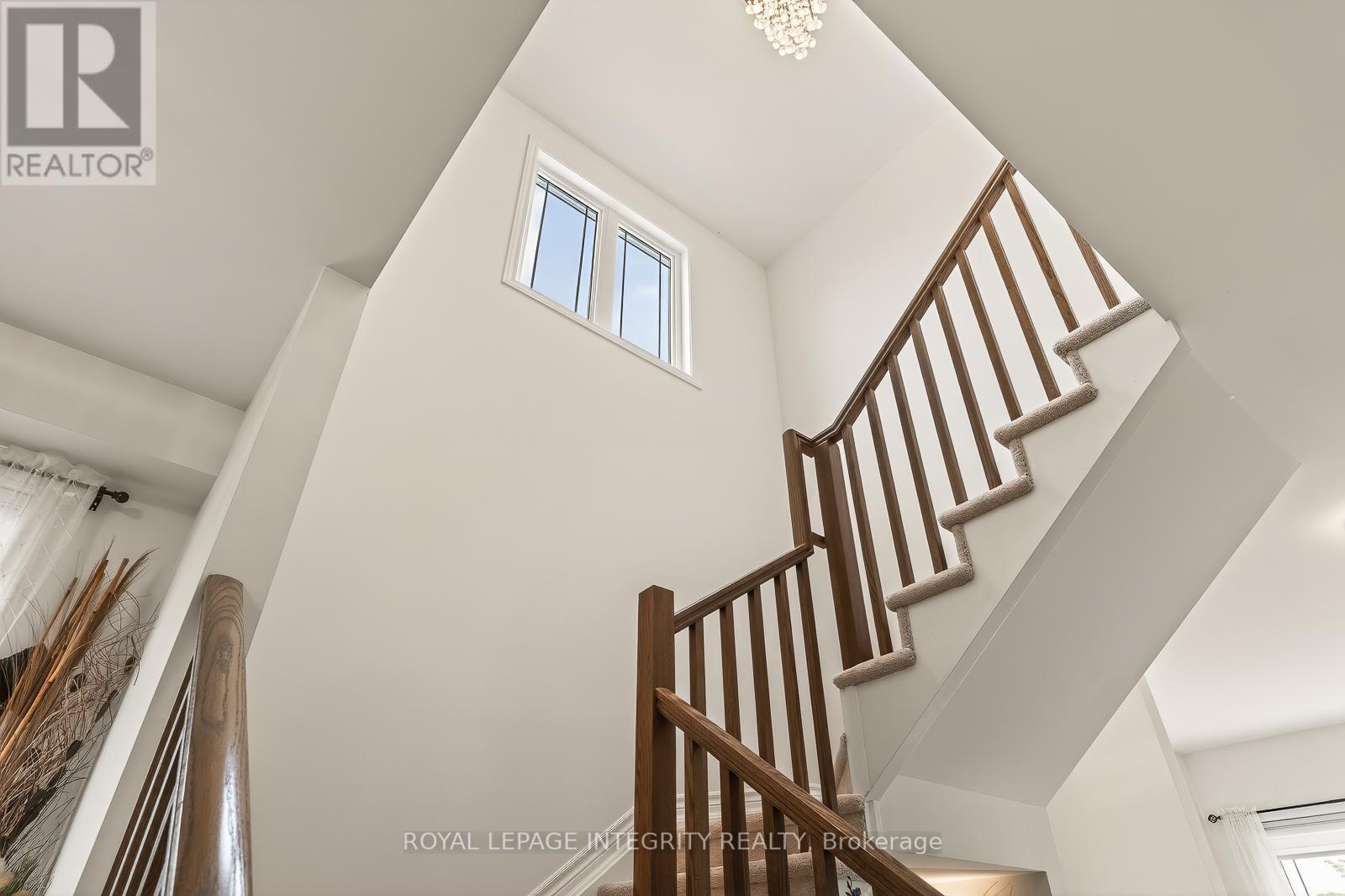 3 Bed, 3 Bath House for Sale in Ottawa – 655 PERSIMMON WAY, Ottawa – MLS# X13454904 - Image 23