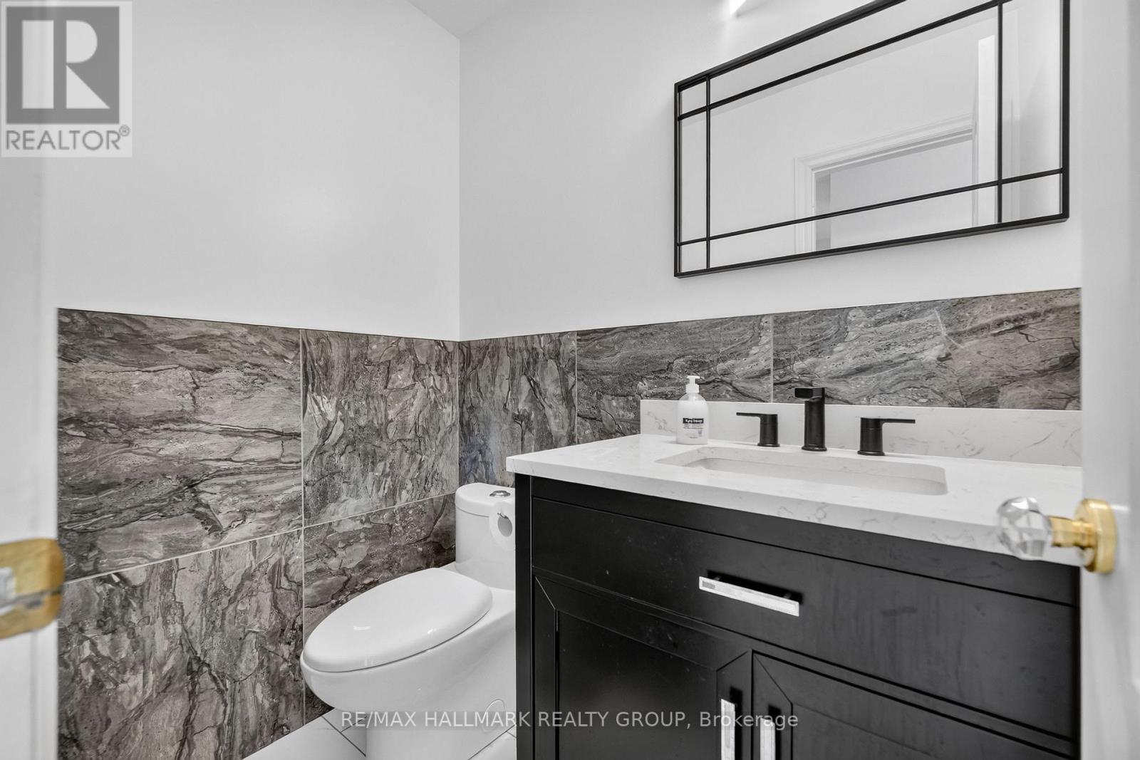 4 Bed, 3 Bath House for Sale in Ottawa – 1064 MOFFATT DRIVE, Ottawa – MLS# X13454920 - Image 19
