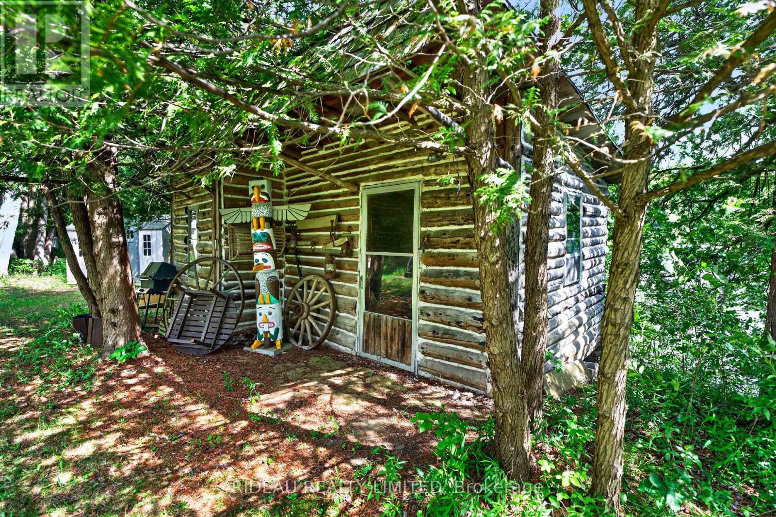 114 BAYS END LANE - 22
