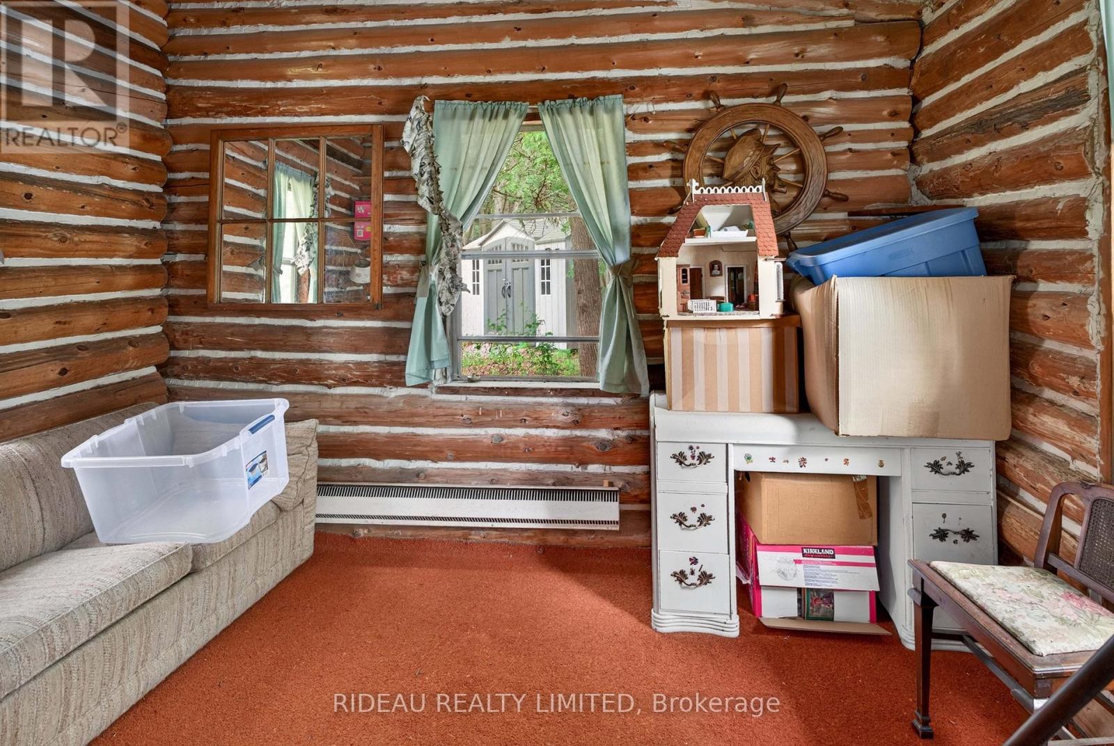 114 BAYS END LANE - 24