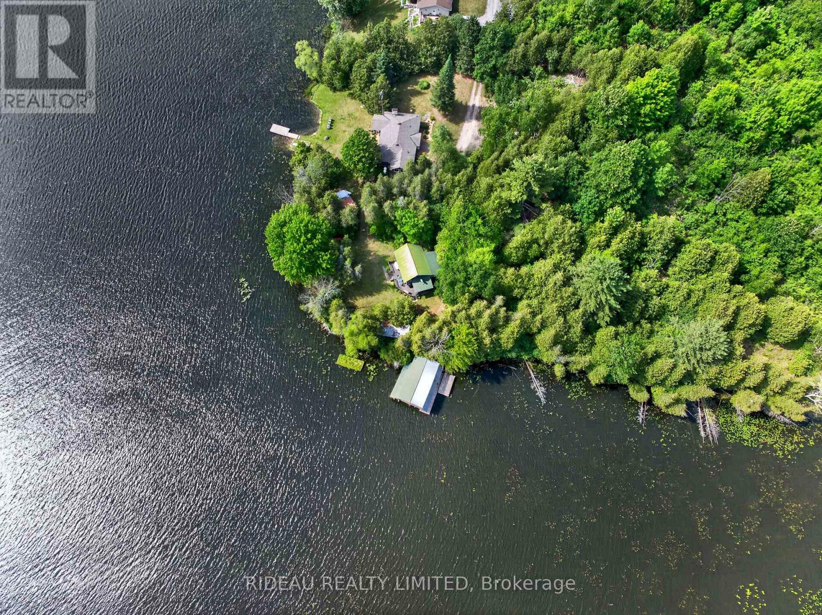114 BAYS END LANE - 31