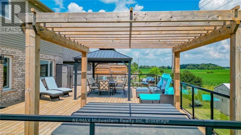 122 BRIDGE CRESCENT - 14