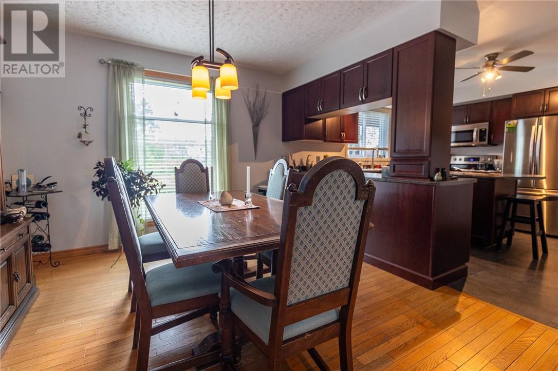 584 Mead Boulevard - 11
