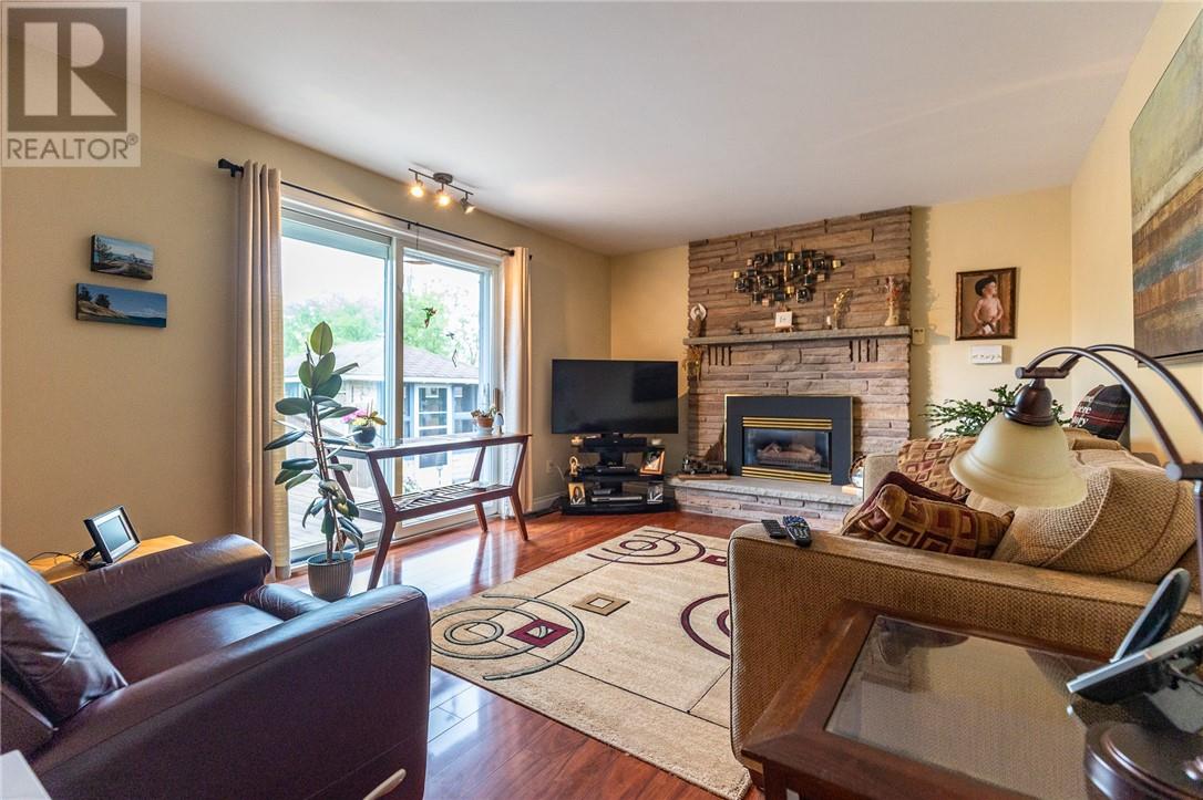 584 Mead Boulevard - 19