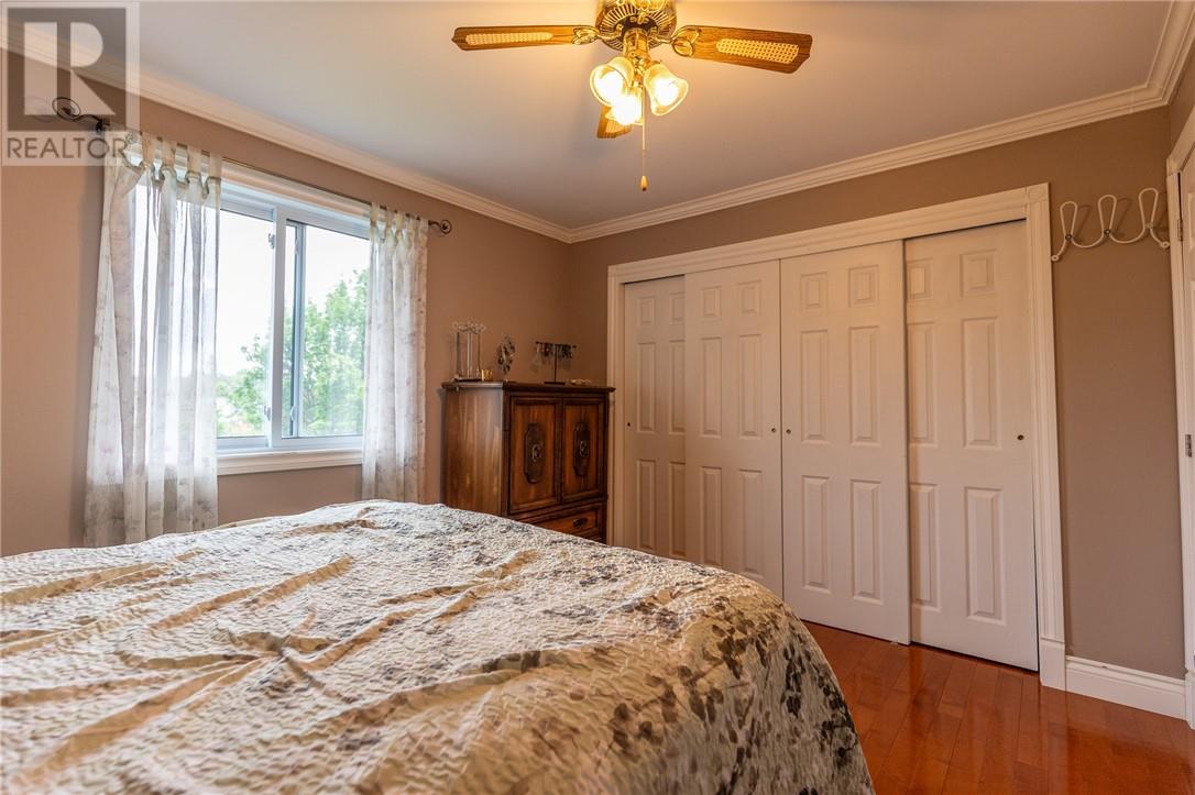 584 Mead Boulevard - 24