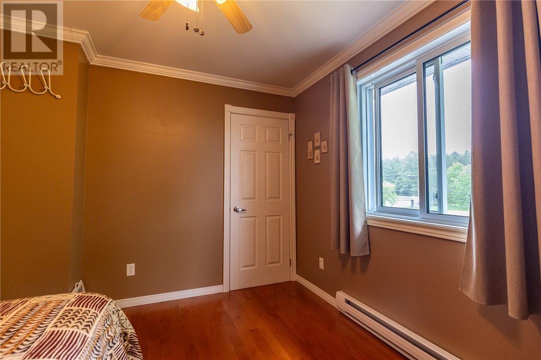 584 Mead Boulevard - 26
