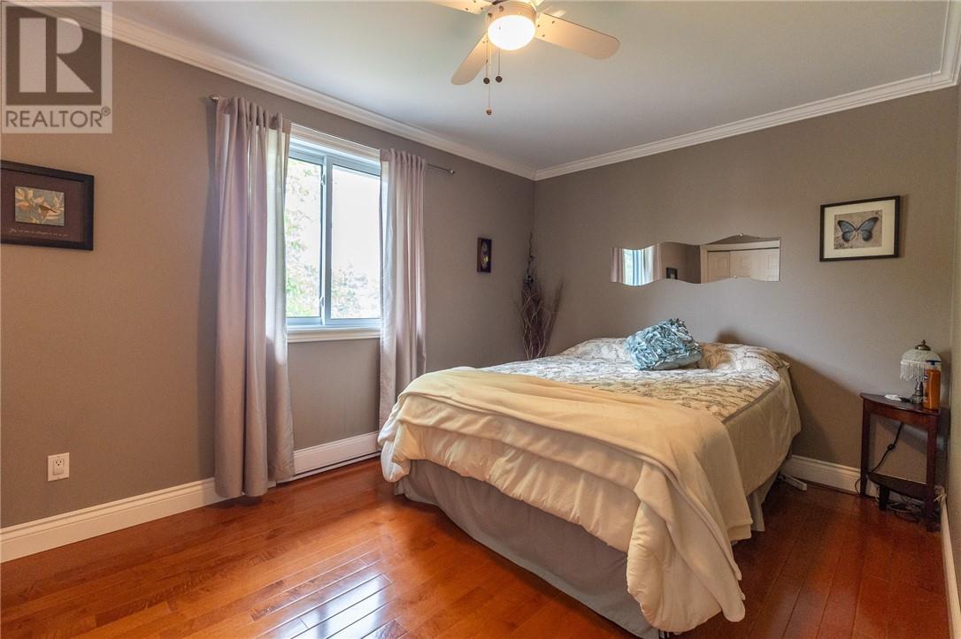 584 Mead Boulevard - 27