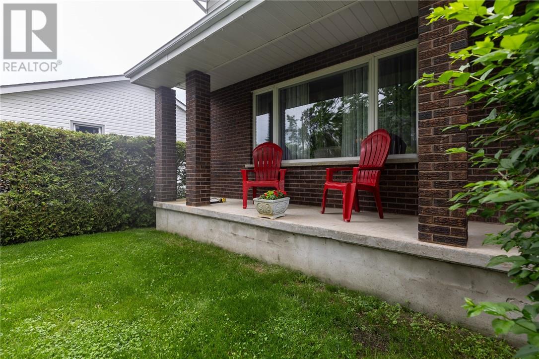 584 Mead Boulevard - 4