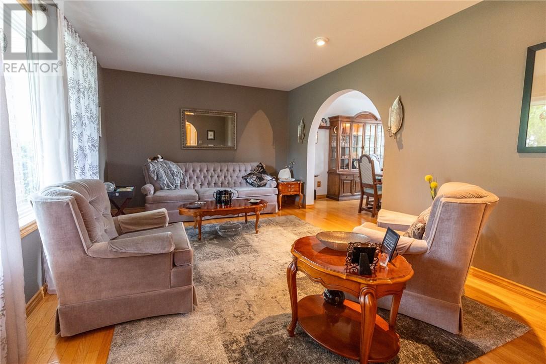 584 Mead Boulevard - 8