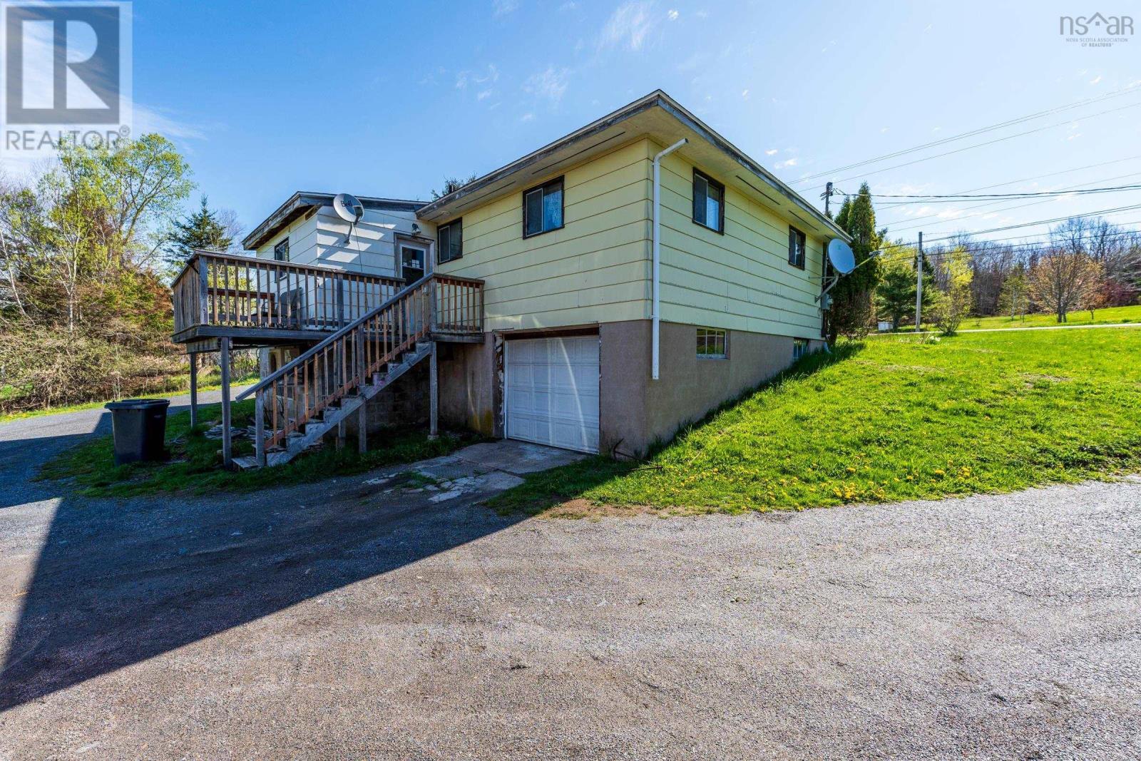 301 Highway 201 - 42