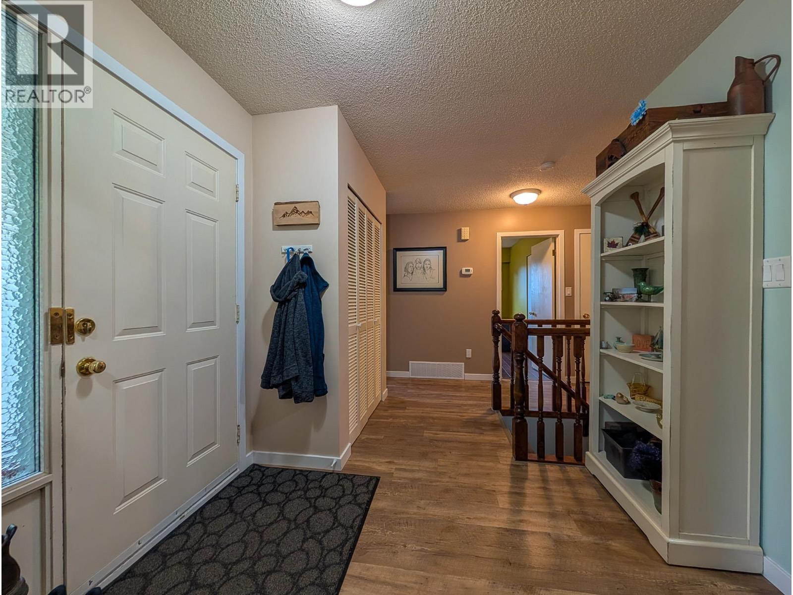 7918 MELBOURNE PLACE - 11