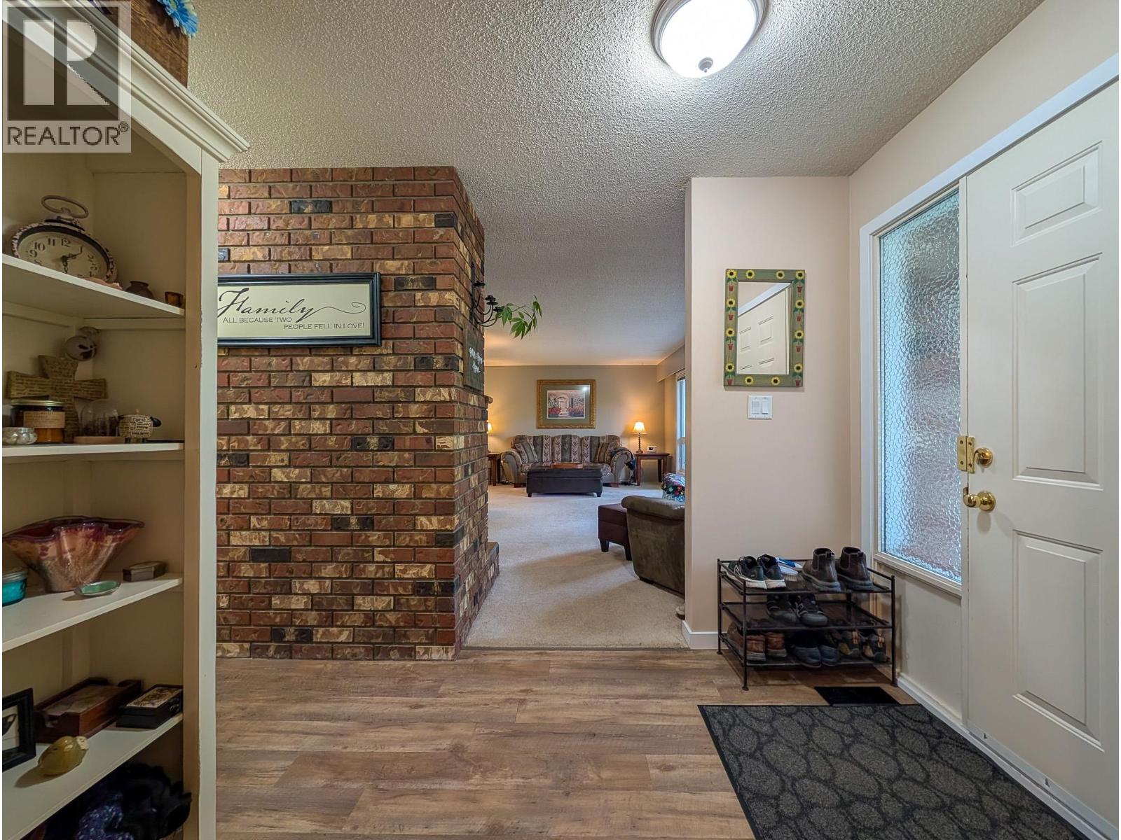 7918 MELBOURNE PLACE - 12