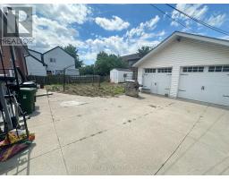 2864 Weston Road, Toronto, ON M9M2S3 Photo 42