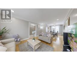 Kitchen - 2864 Weston Road, Toronto, ON M9M2S3 Photo 8