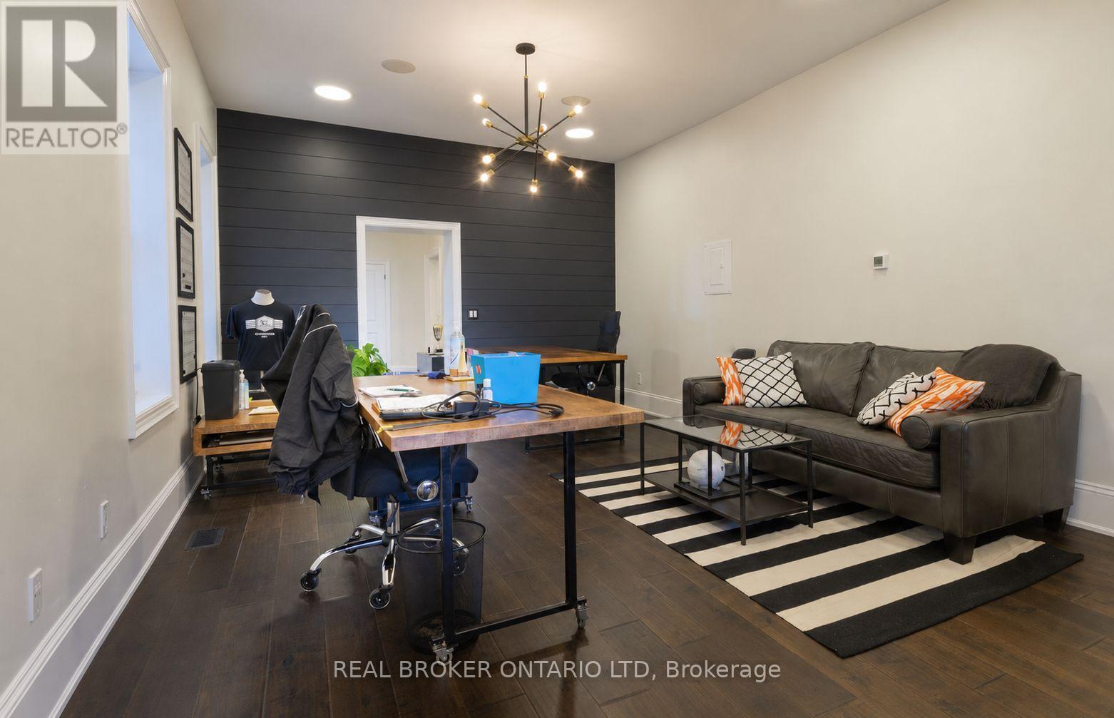 463 KING STREET - 8