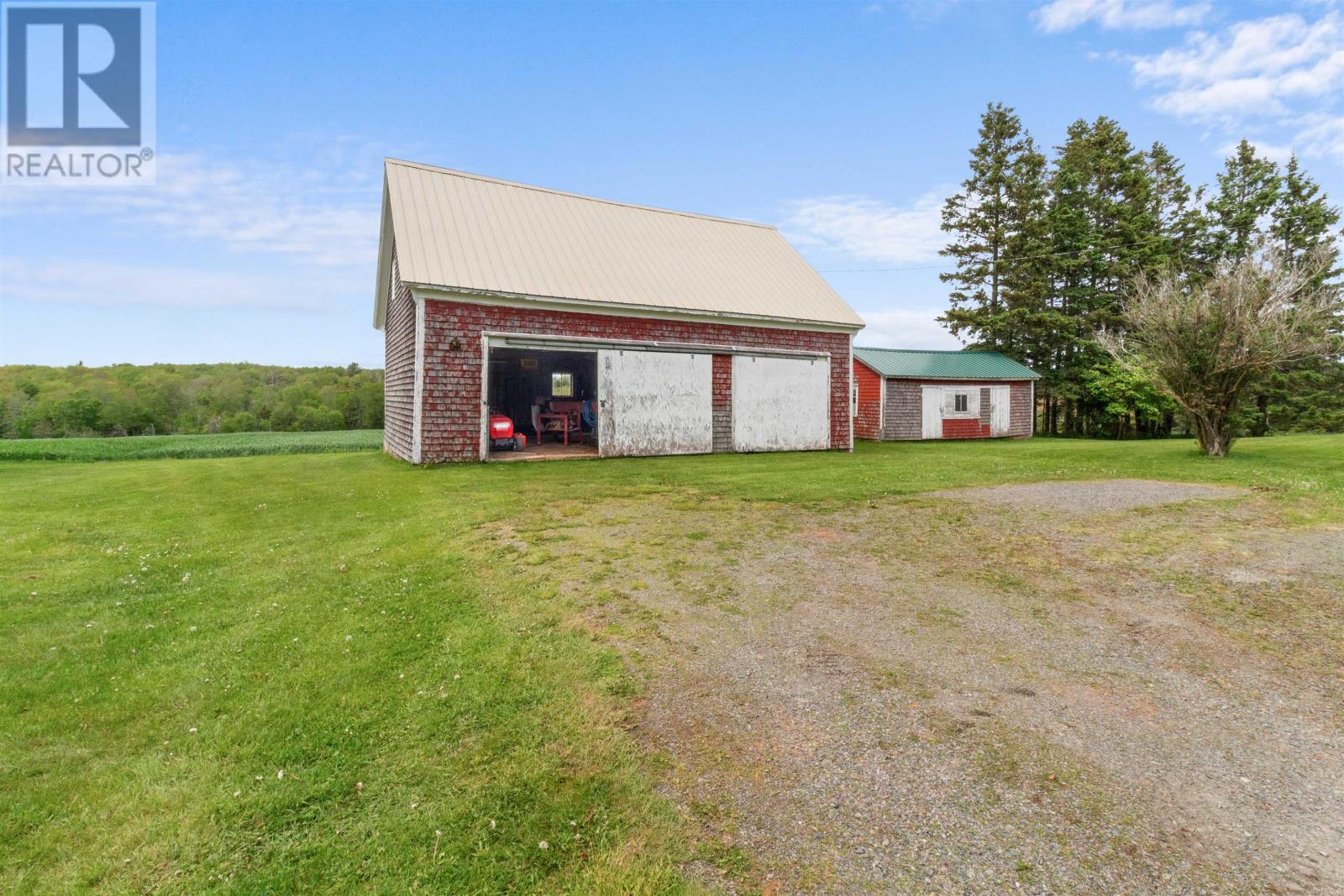 405 Newtown Road - 19