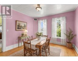 Bath (# pieces 1-6) - 405 Newtown Road, Belfast, PE C0A1A0 Photo 7