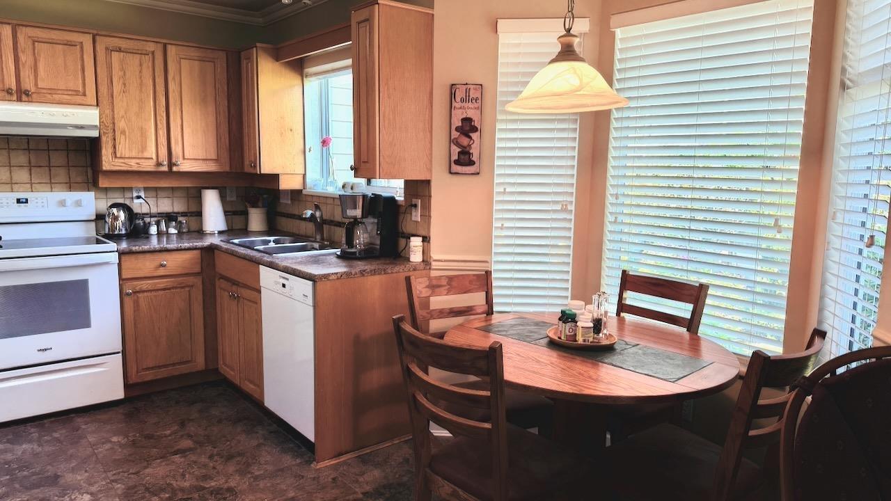 153 6875 121 STREET, Surrey