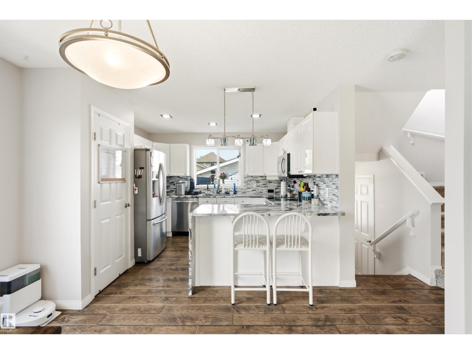 21384 88 AV NW — photo 11