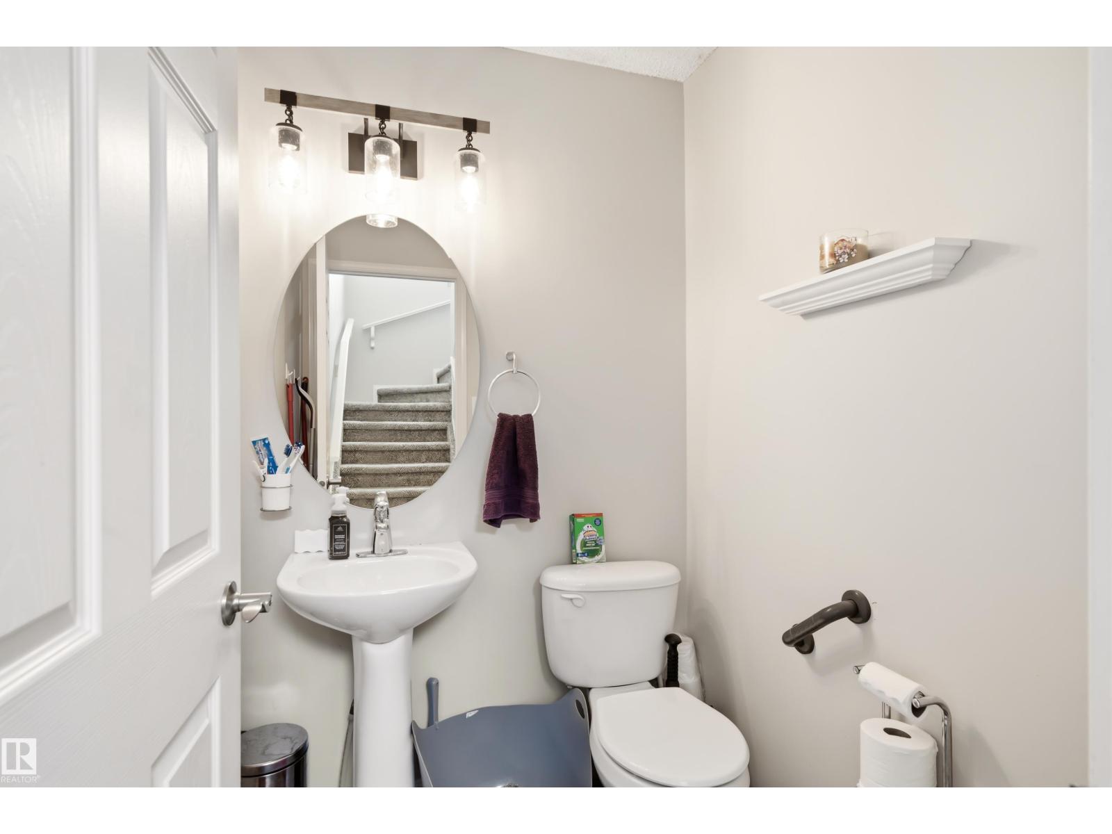 21384 88 AV NW — photo 17