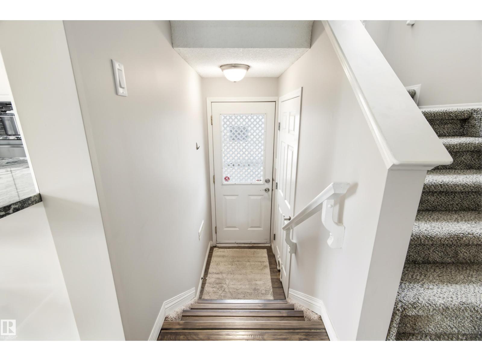 21384 88 AV NW — photo 28