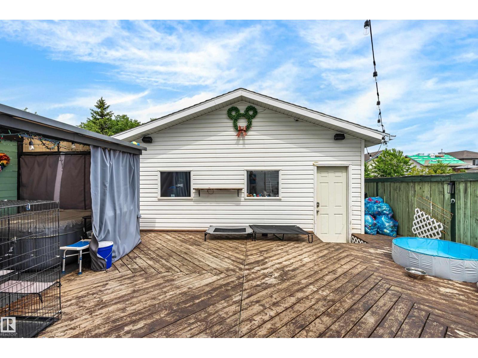 21384 88 AV NW — photo 41