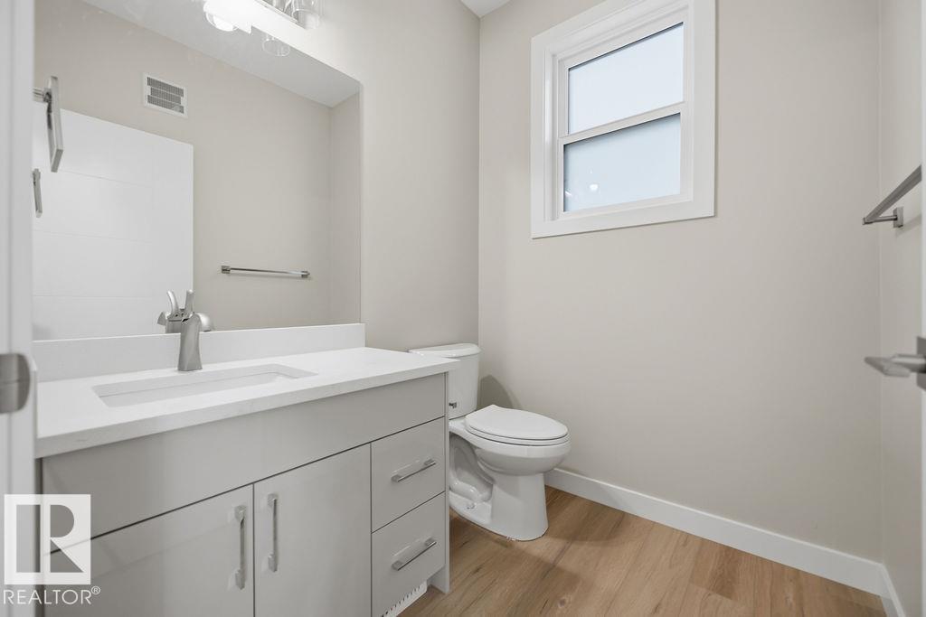 6204 150 AV NW - 11
