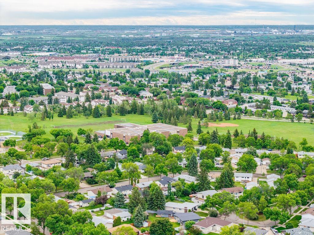 6204 150 AV NW - 62