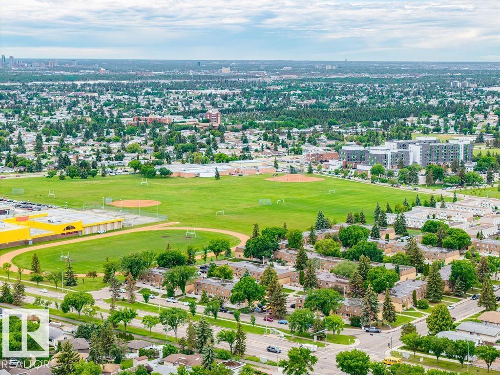 6204 150 AV NW - 66
