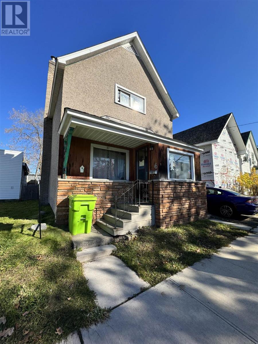 6 Grace ST - 2