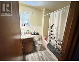 6 Grace St, Sault Ste  Marie, ON P6A2S6 Photo 10