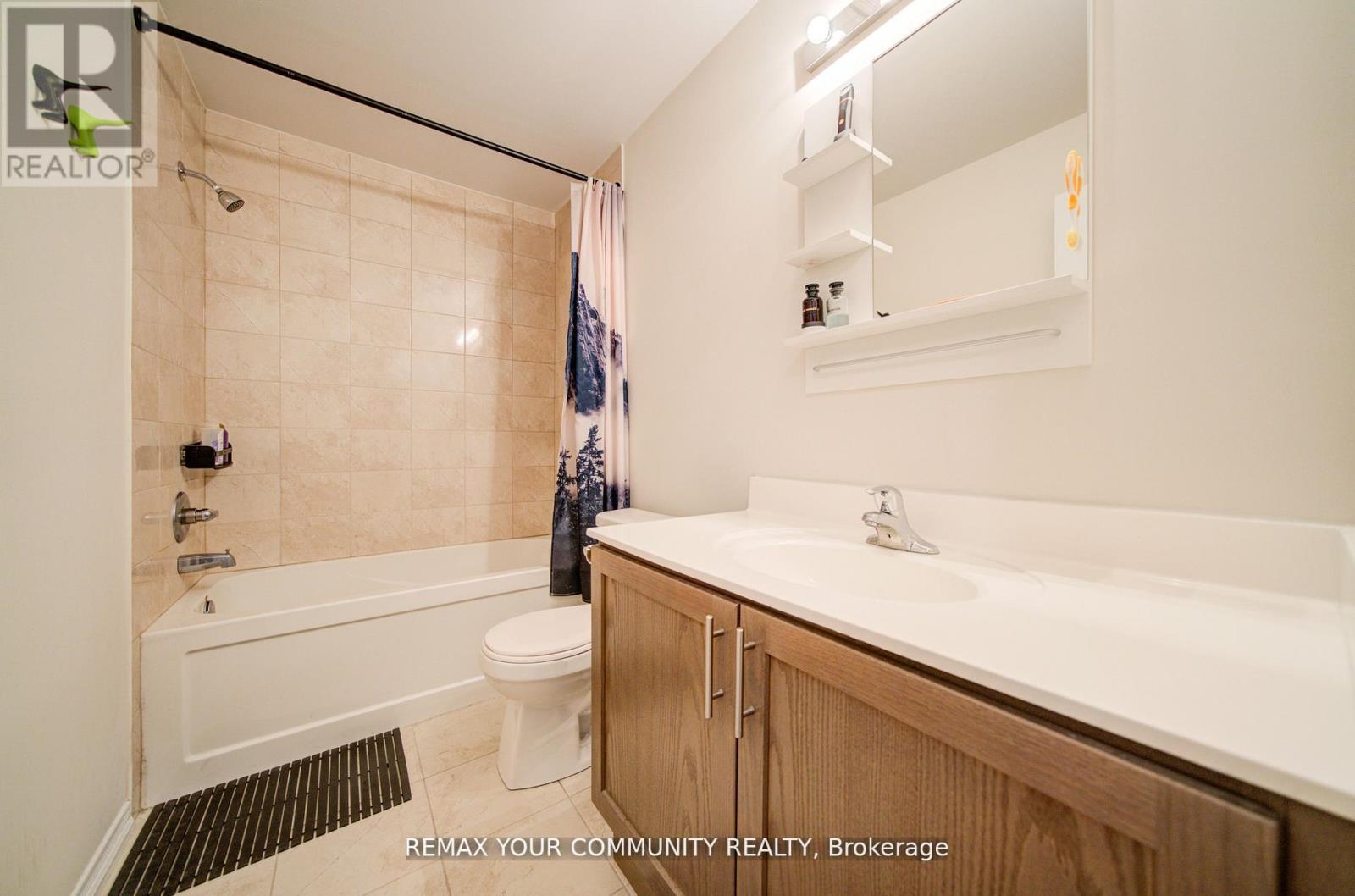 #146 34 FIELDWAY ROAD - 19
