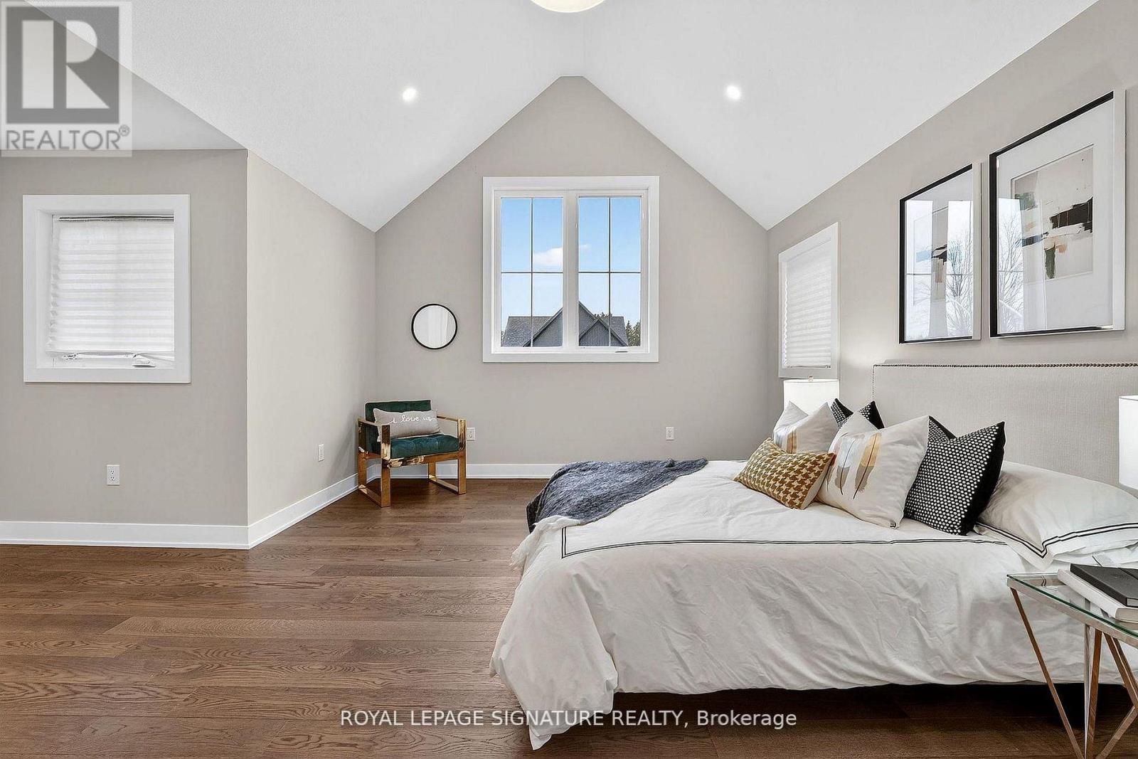 #5 297 WHITING STREET - 29