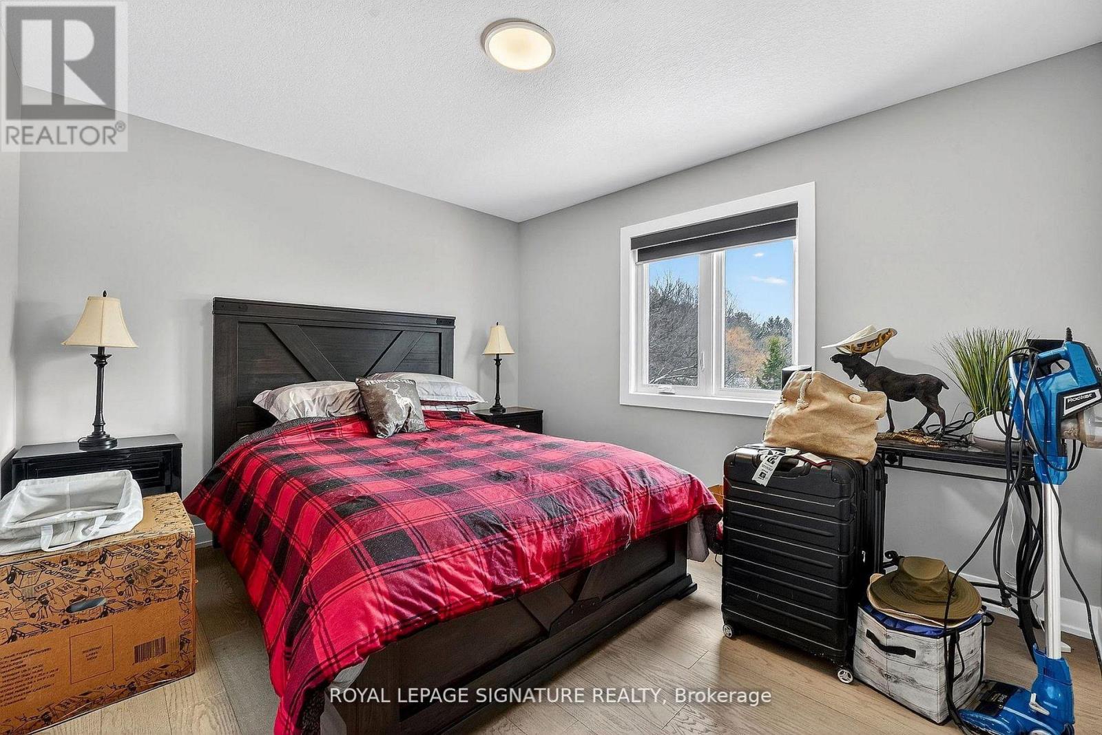 #11 297 WHITING STREET - 28