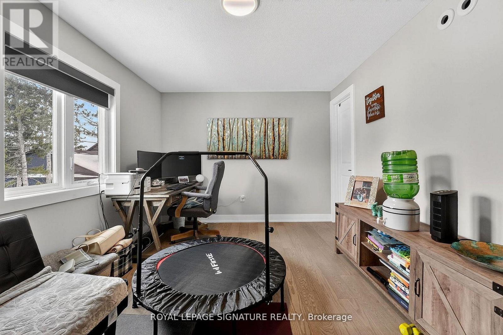 #11 297 WHITING STREET - 31
