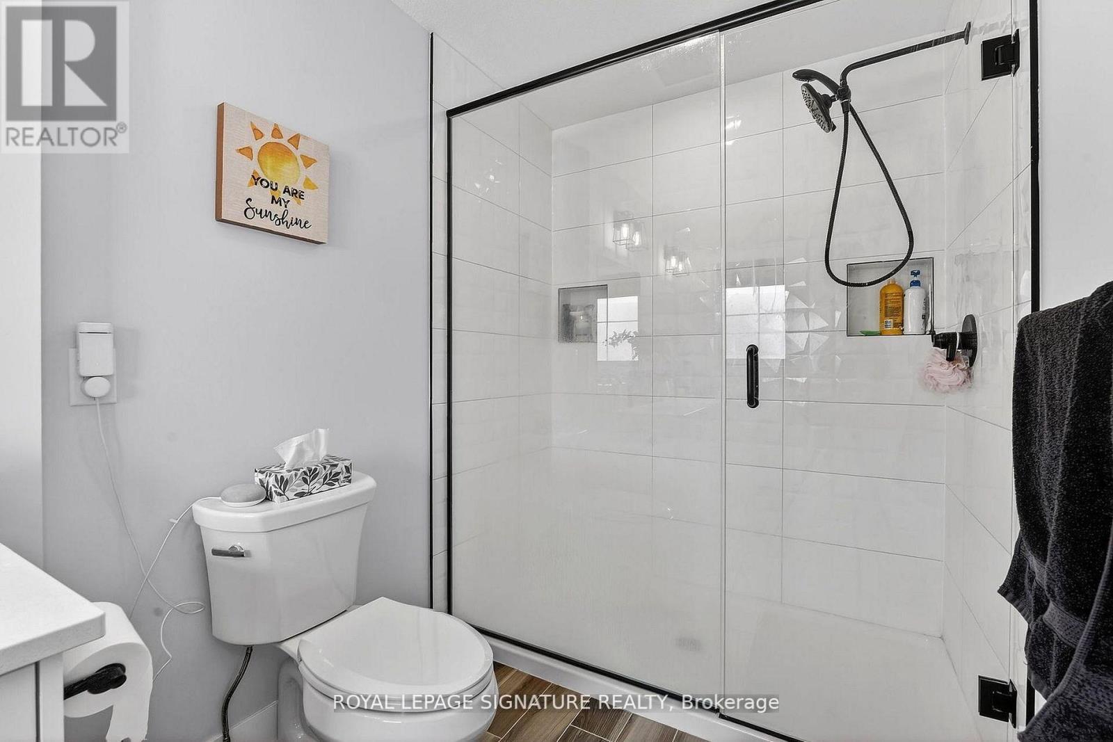#11 297 WHITING STREET - 41