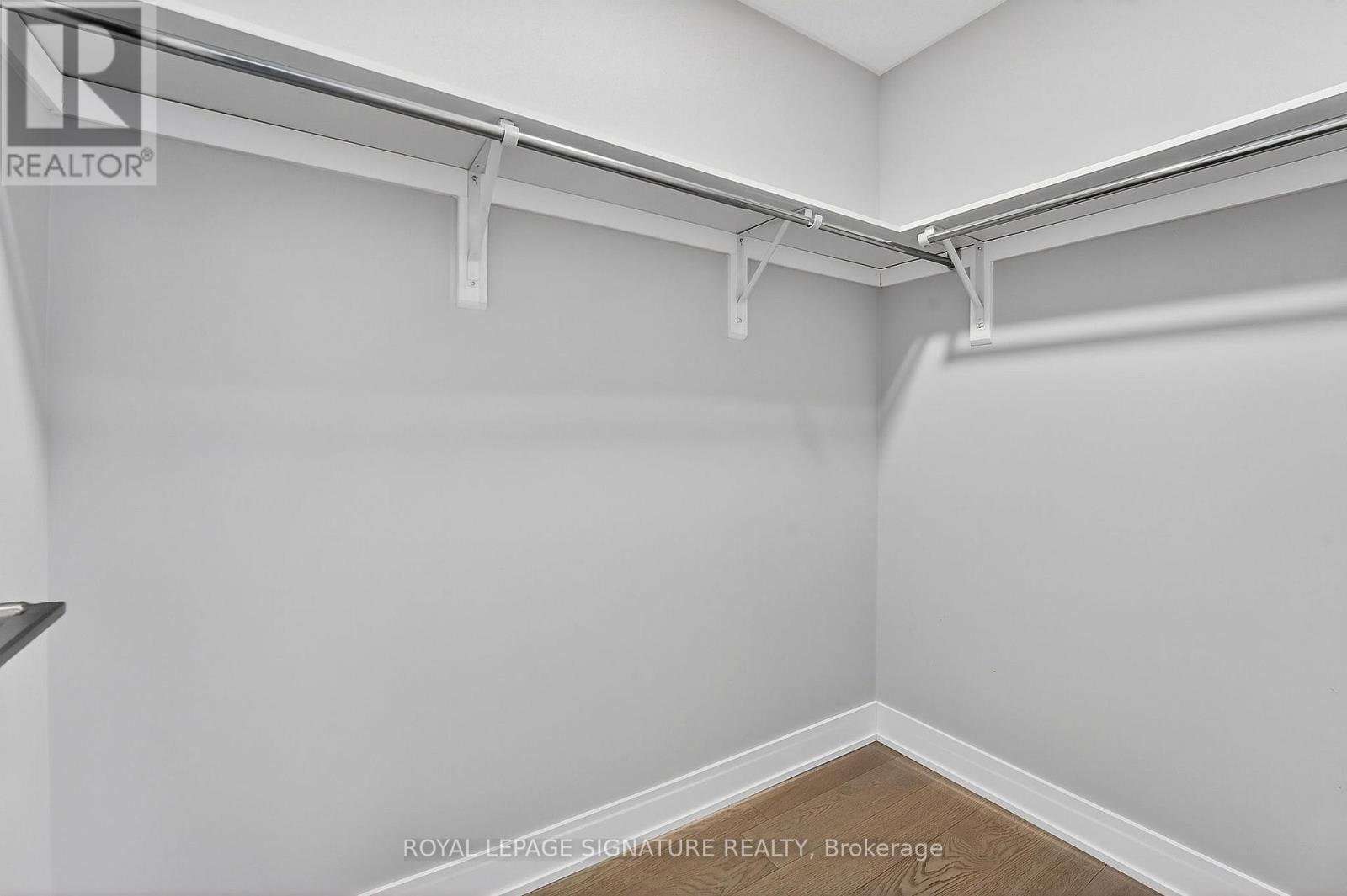 #16 297 WHITING STREET - 27