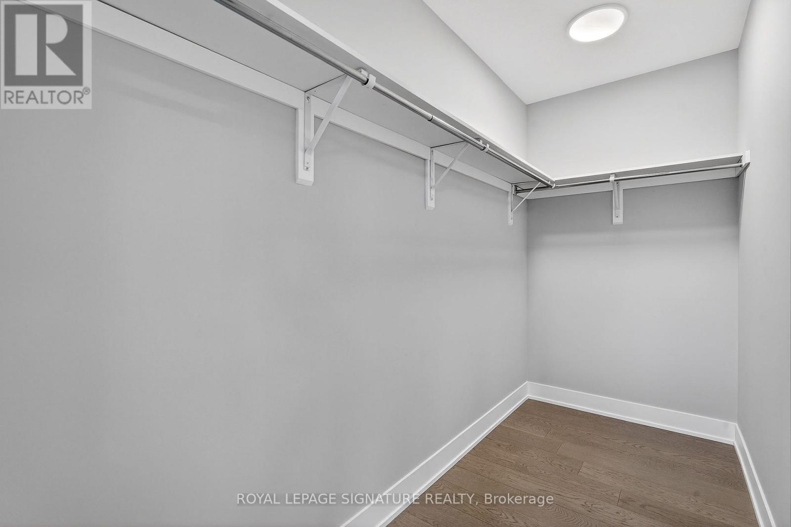 #16 297 WHITING STREET - 35