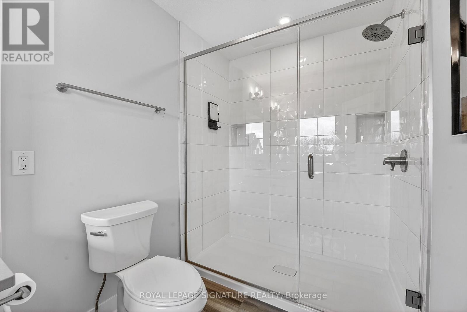 #16 297 WHITING STREET - 37