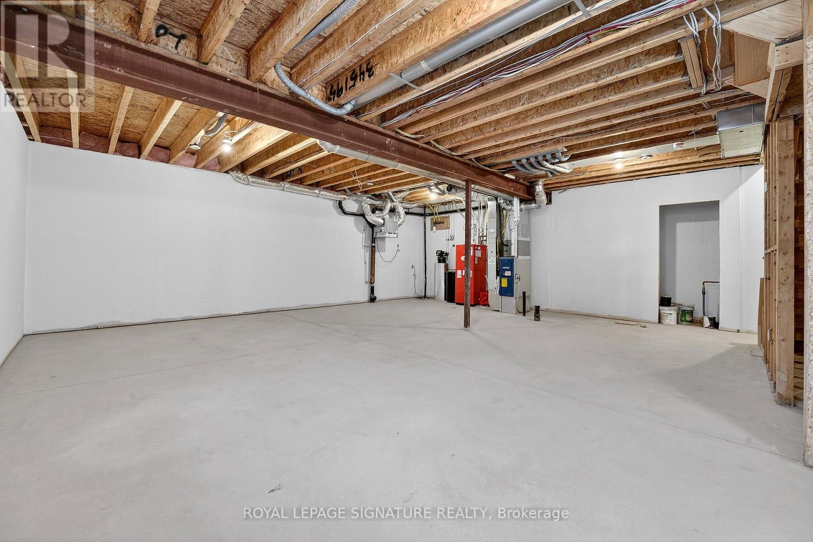 #16 297 WHITING STREET - 40