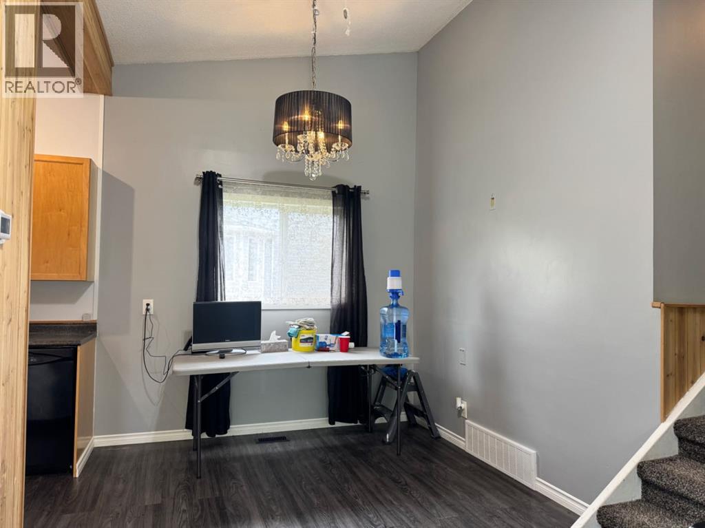 219 8 Street - 11