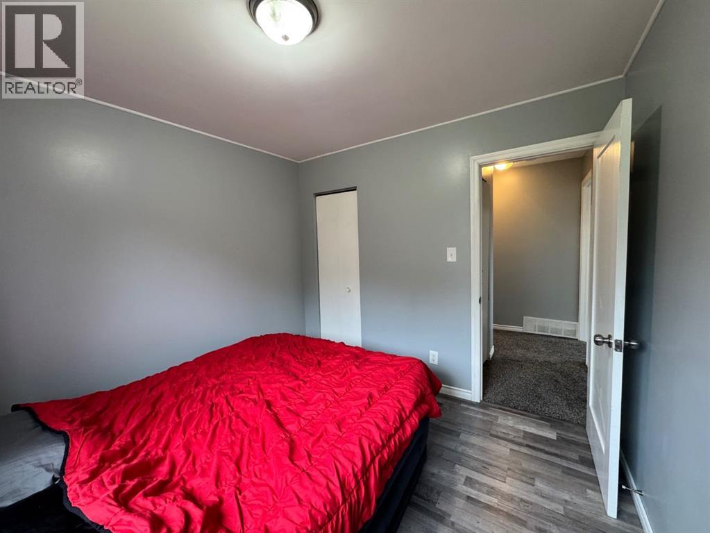 219 8 Street - 16