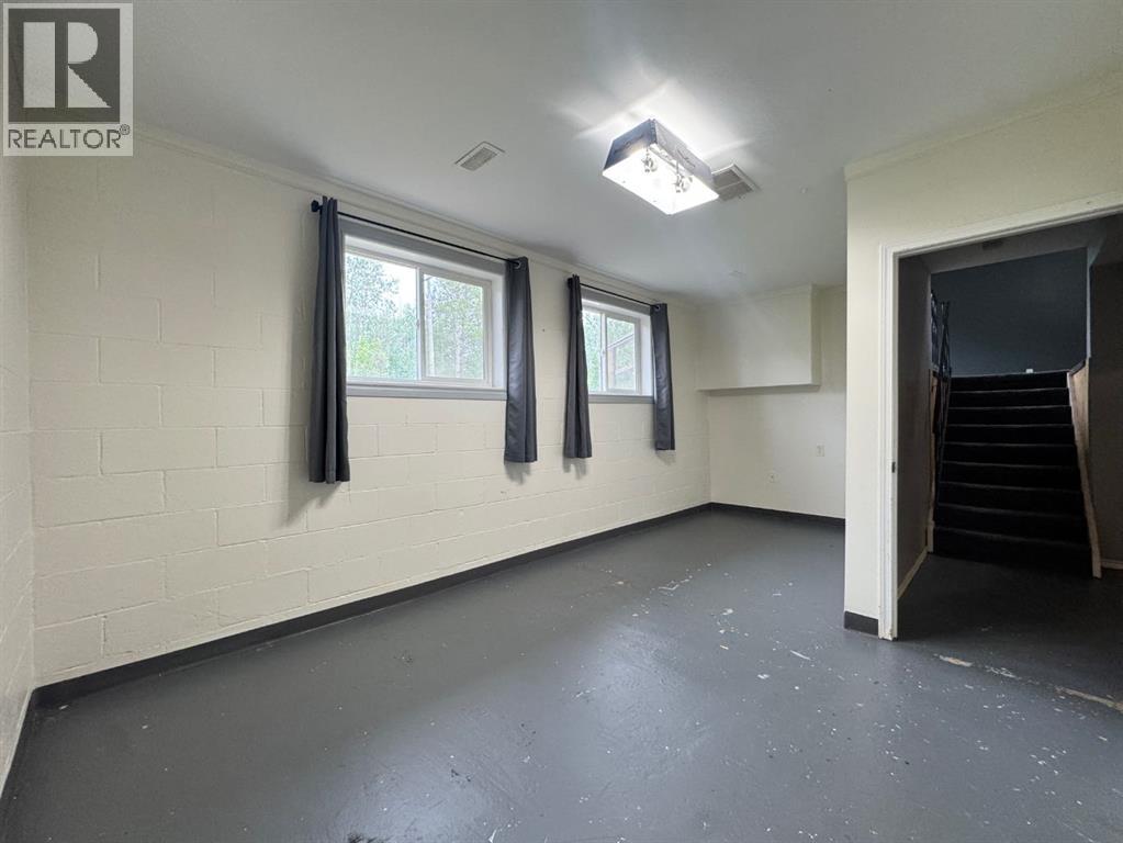 219 8 Street - 23