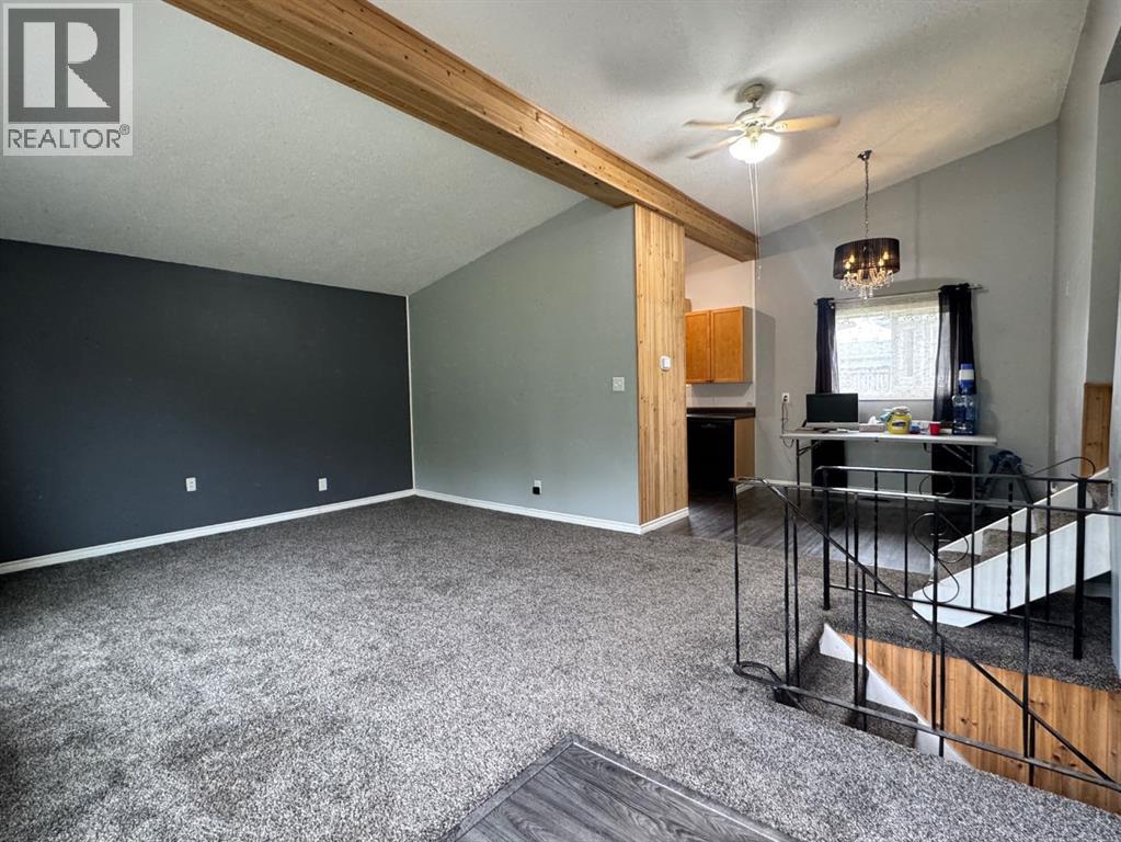 219 8 Street - 3