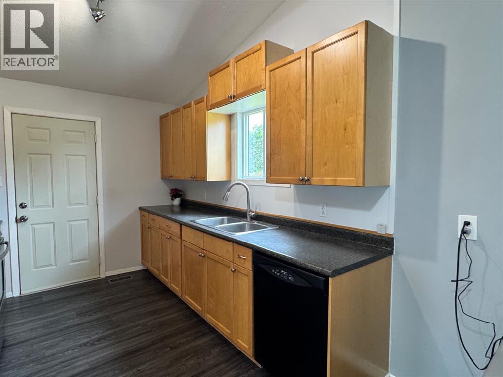 219 8 Street - 7