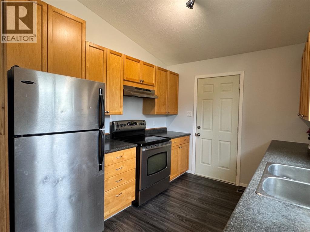 219 8 Street - 8