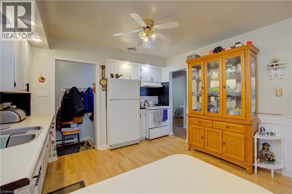 102 BYELAND Drive - Image 15