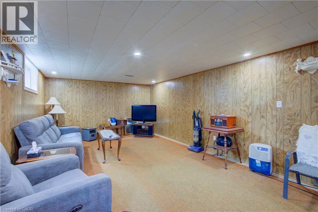 102 BYELAND Drive - Image 27